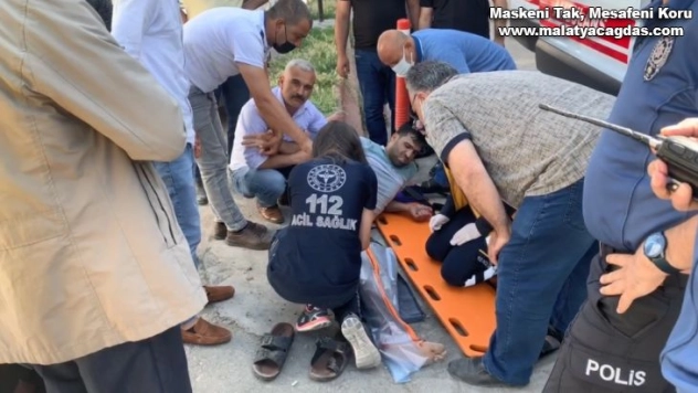 Motosikletler çarpıştı: 1 yaralı