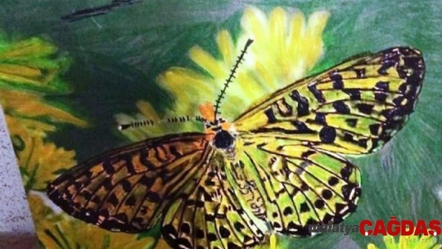 MPS hastası ressam iç dünyasını tuvale yansıtıyor