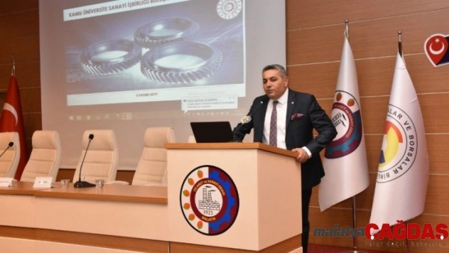 Sadıkoğlu: Üretmediğimizde, basit tweet'lerle ekonomimizi bozabilecek insanlara güç vermiş oluruz