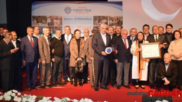 MTÜ'de eski bakan Emiroğlu için vefa günü