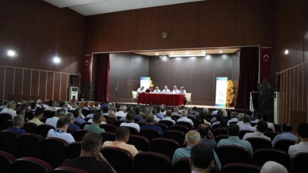 Müdür Alagöz'den eğitim öğretim toplantısı