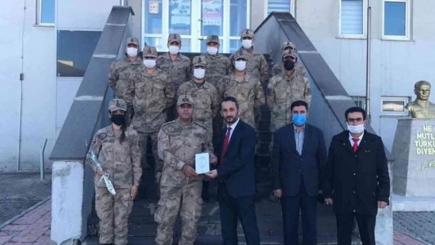 Müftü Erdoğan: 'İnsanlık aradığı gerçek saadeti Hz. Peygamber'le bulacak'