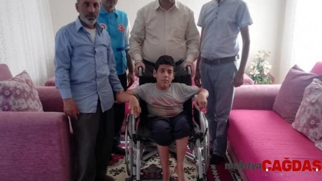 Müftülükten engelliye tekerlekli sandalye