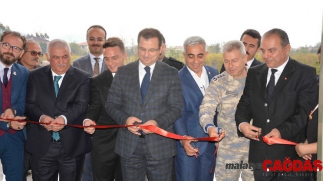 Muğla'da 'Atatürk ve Öğretmenler Günü' konulu pul sergisi