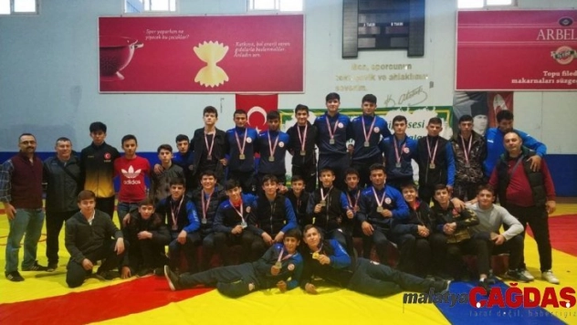 Muğla minderde rakipsiz