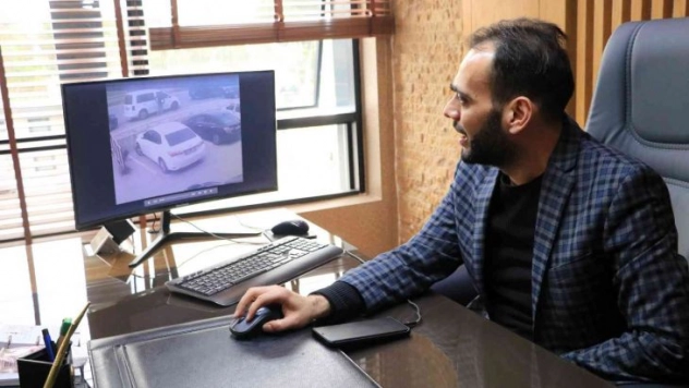 Muhasebecinin bankadan çekip araca koyduğu 820 bin lira böyle çalındı