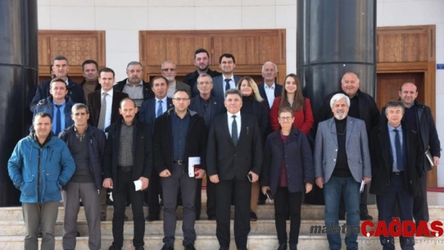 Muhtarların talep ve görüşleri çözüme kavuşuyor