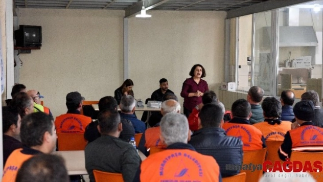 Muratpaşa Belediyesi'nden erkeklere eğitim