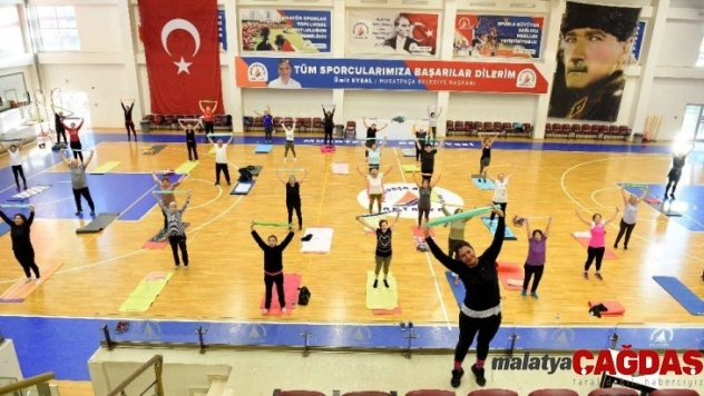 Muratpaşa'da sabah sporu programları