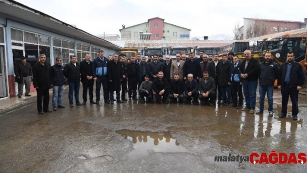 Muş Belediyesi karla mücadeleye hazır