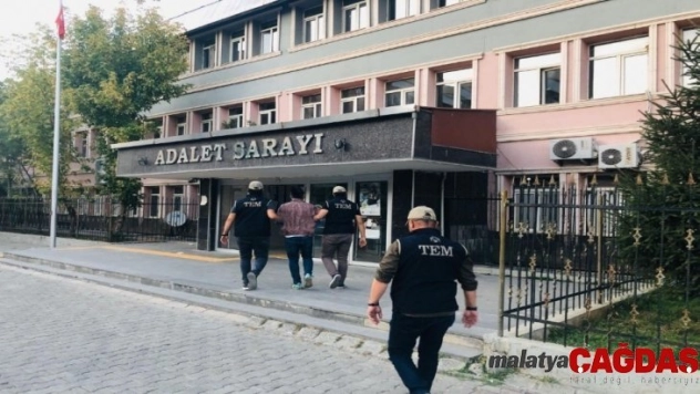 Muş'ta FETÖ/PDY operasyonu: 3 tutuklama