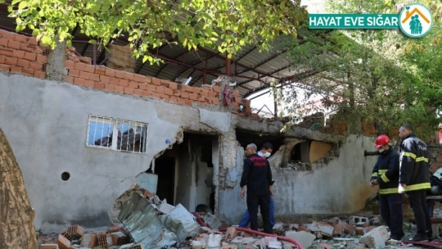 Müstakil evde patlama: 1 ağır yaralı