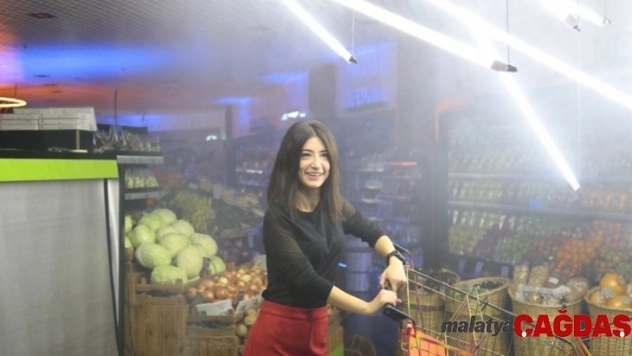 Müzik, yemek ve sanat dolu Food Night Out Gecesi gerçekleşti