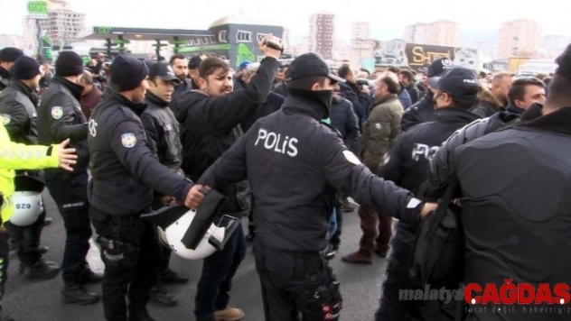 Nakliyecilerden 'Dijital takograf' eylemi