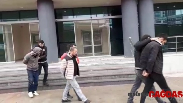 Narkotik operasyonunda 2 kilogram uyuşturucu ele geçirildi