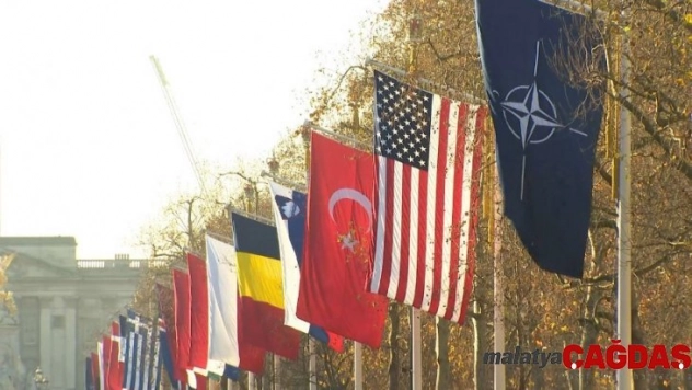 NATO Liderler Zirvesi Londra'da