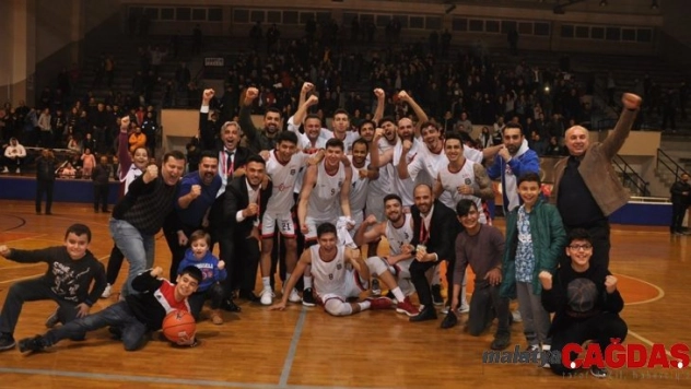 Nazilli Belediyespor parkede galip geldi