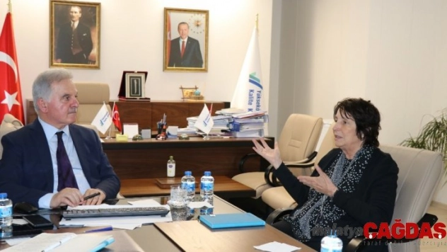 New England Yükseköğretim Komisyonu Başkanı Prof. Dr. Brittingham, YÖKAK'ı ziyaret etti