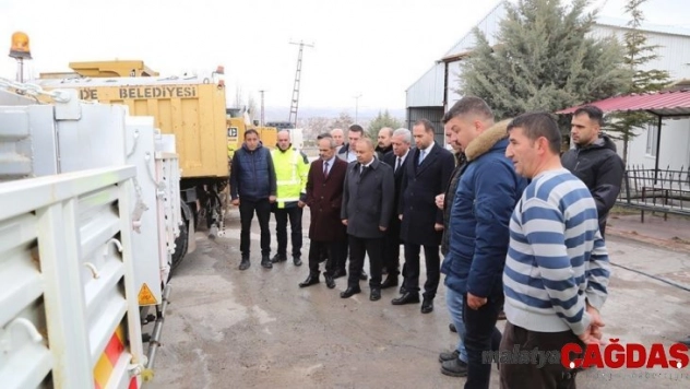 Niğde Belediye Başkanı Özdemir işçilerle bir araya geldi