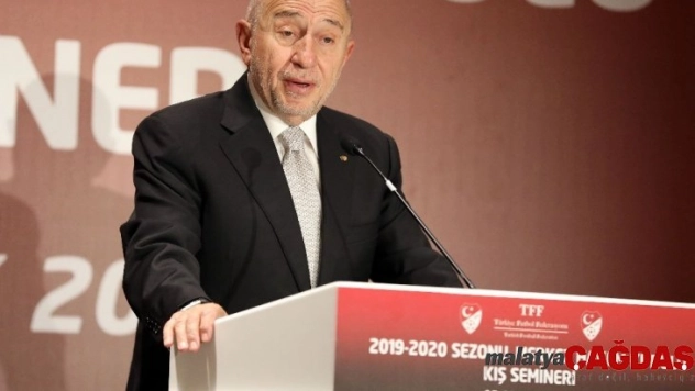 Nihat Özdemir: 'Hakemlerimiz ilk yarıda baskı altında iyi performans sergilediler'