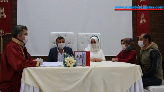 Nikah törenlerinde sıkı korona virüs önlemi