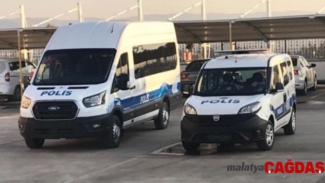 Nurdağı'nda yeni polis araçları hizmette