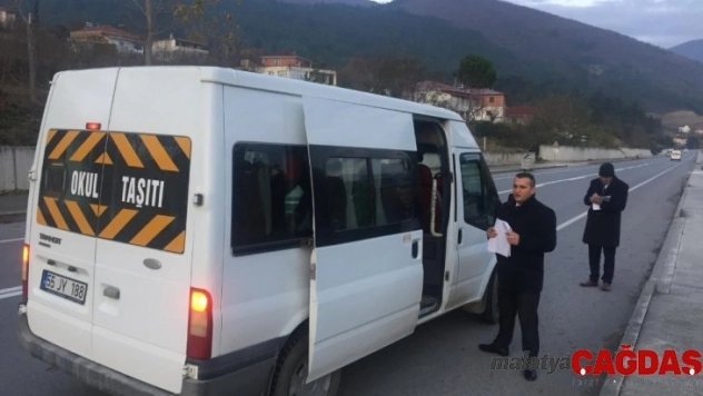 Öğrenci minibüsleri denetlendi