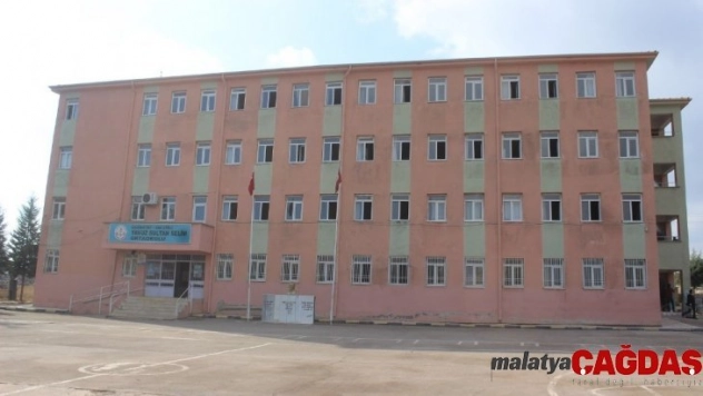 Öğrenciler faciadan şans eseri kurtuldu