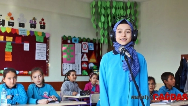 Öğrenciler MEB'in okul zili şarkısını seslendirip klipini hazırladı