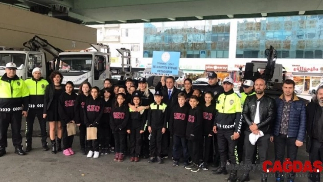 Öğrenciler trafik magandalarına 'artık yeter' dedi