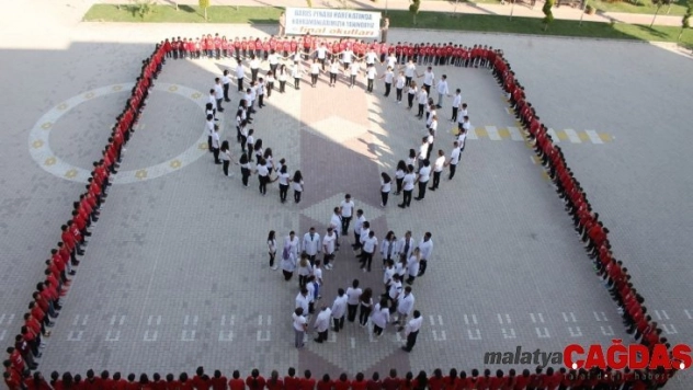 Öğrencilerden Barış Pınarı Harekatı'na destek