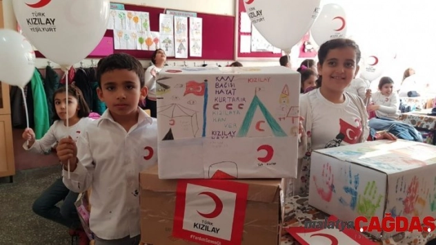 Öğrencilerden örnek hareket