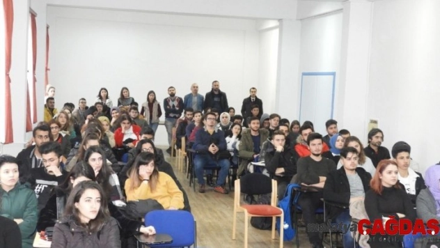 Öğrencilere bilgilendirme toplantısı