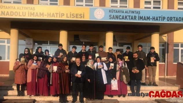 Öğrencilere kitap desteği