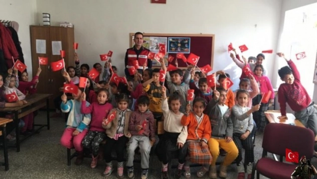 Öğrencilere trafik bilinci aşılanıyor