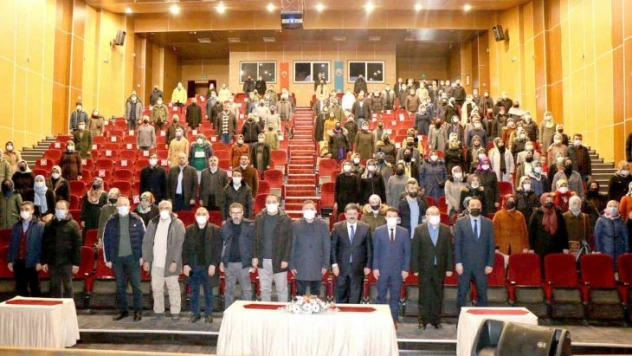 Öğretmenlere yönelik mesleki gelişim programı düzenlendi