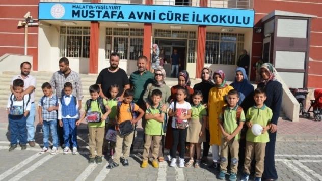 Öğretmenleri değişince okula gitmediler