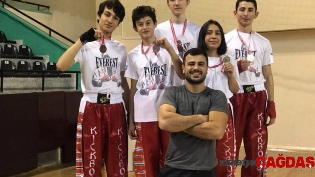 Okul Sporları Bölge Şampiyonası'nda Denizli'ye 5 madalya