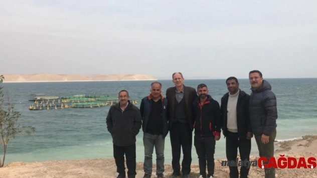 Okuldan mezun olup kendi tesisini kurdu