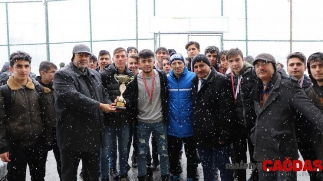 Okullar arası genç futbol il birinciliği müsabakaları sona erdi