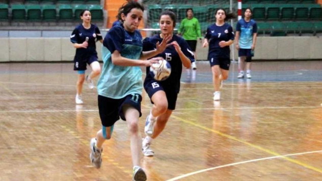 Okullar arası Hentbol Gençler İl Şampiyonası sona erdi