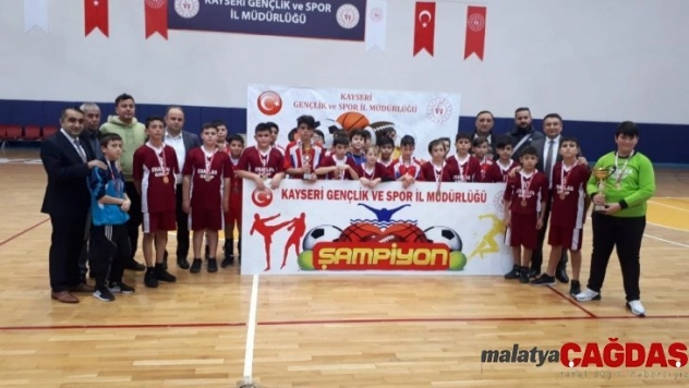 Okullar arası Küçükler Hentbol İl Birinciliği Müsabakaları Tamamlandı