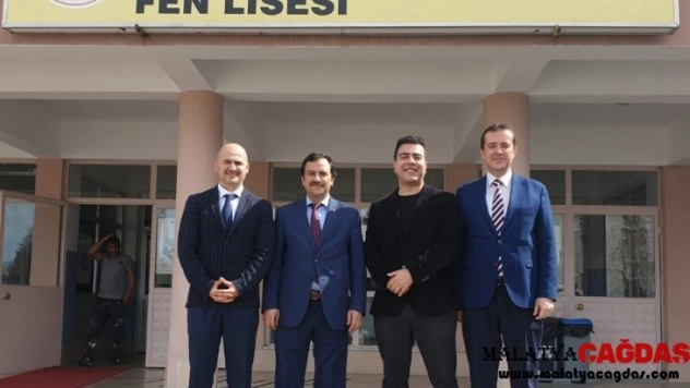 Okuyacak Çocuklar Derneği'nden Kariyer Söyleşileri