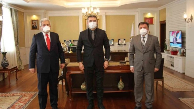 Oltu Belediye Başkanından Vali Memiş'e ziyaret