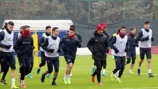 Ömer Erdoğan: 'Çok oyuncu izledik, içimize sinen oyuncu yok'