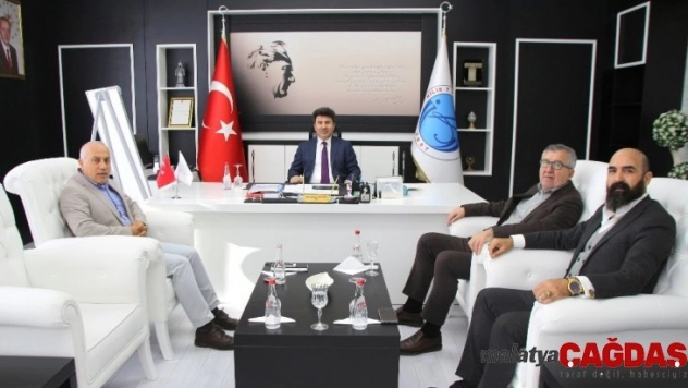 OMÜ'lü Akademisyenleri Rektör Karacoşkun ile bir araya geldi