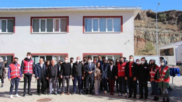 OMYO öğrencilerinden kan bağışı etkinliği