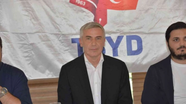 Önder Karaveli: 'Burada olma sebebim Adanaspor'un bana anlattığı projeye inanmam'