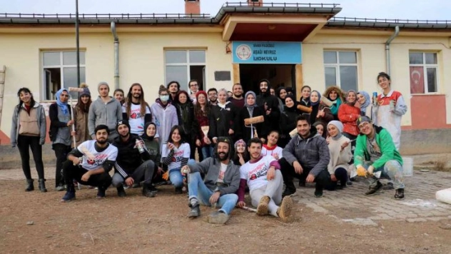 Onlarca öğrenci bir araya geldi, yaptıkları ile takdir topladı