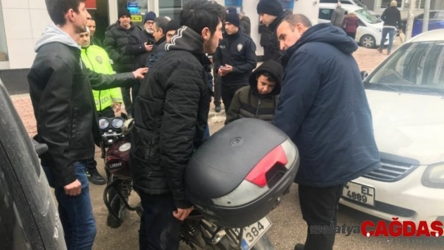 Önüne köpek çıkınca kaza yaptı